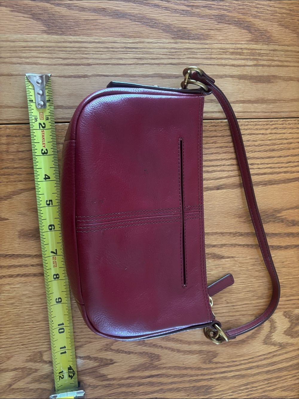 Fossil Red Leather Small Crossbody Bag with Gold Hardware - Picture 10 of 12